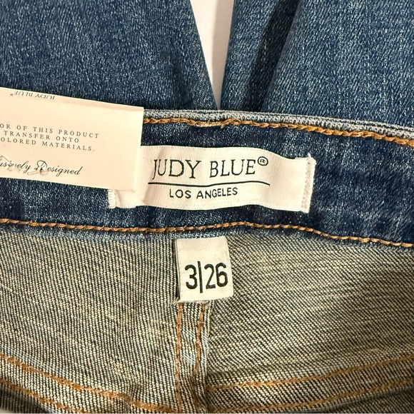 NWT Judy Blue Wide Leg Crop Raw Hem Medium Wash Jeans 3/26 - Picture 12 of 15